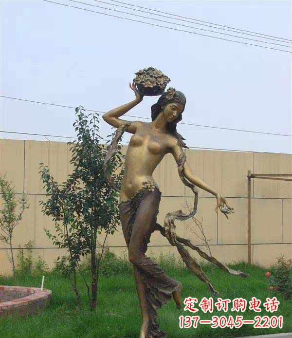 大连西方美女公园人物铜雕