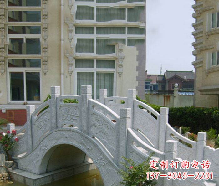 大连小区景观大理石拱桥 (2)