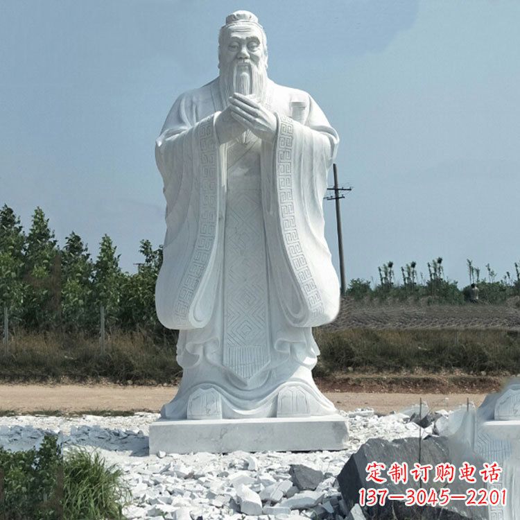 大连校园孔子人物雕像