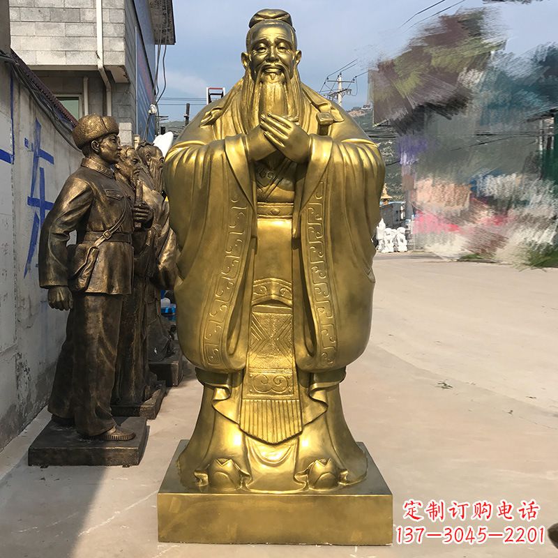 大连校园孔子铜雕像
