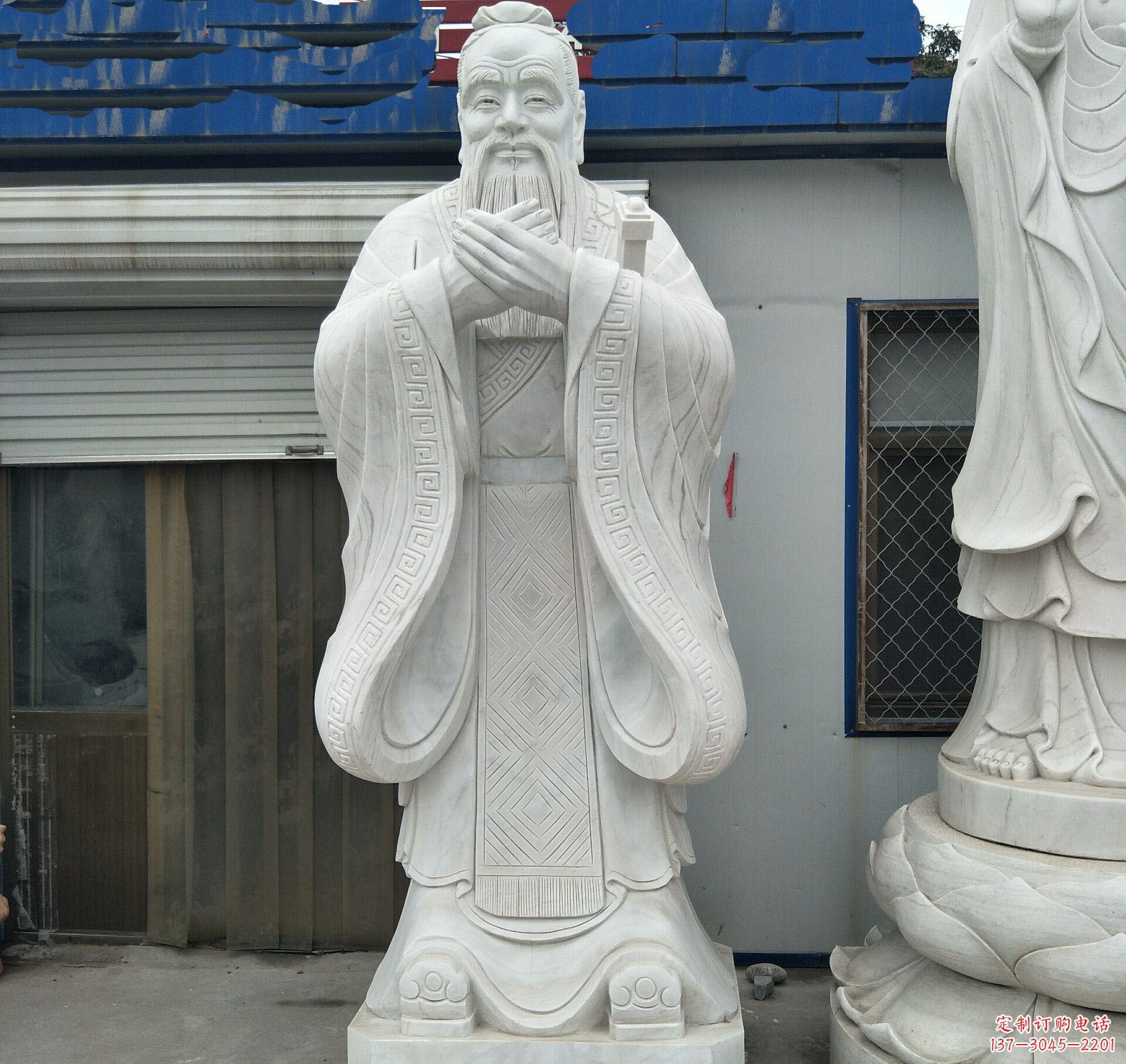 大连学校礼仪孔子石雕