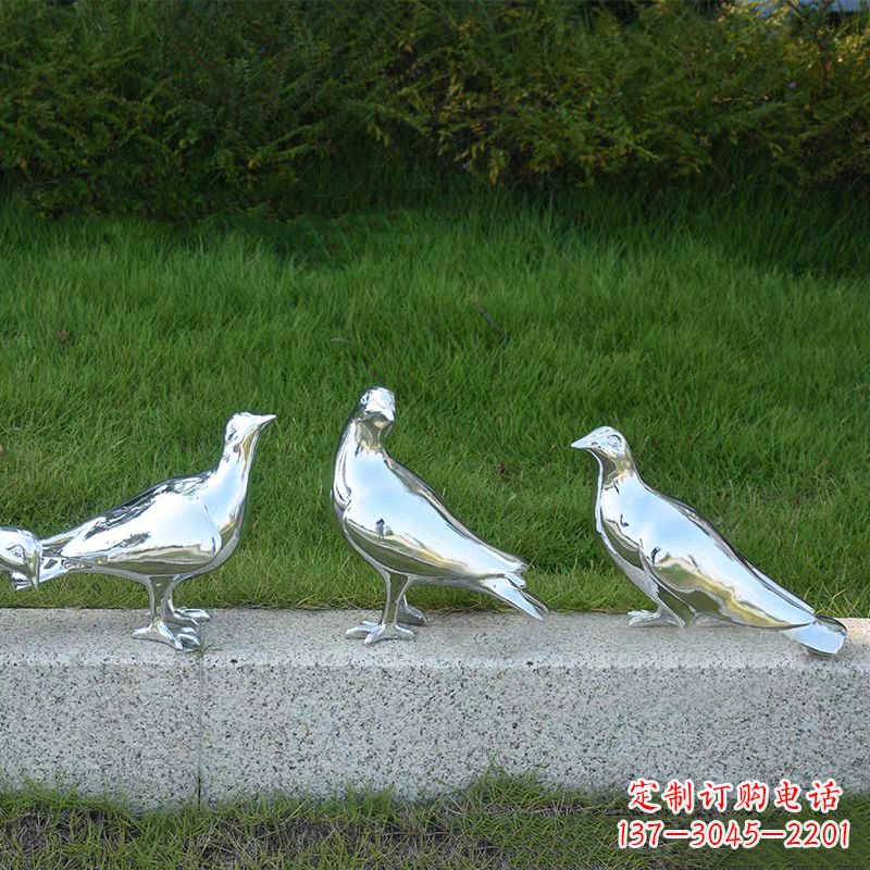 大连银白色不锈钢电镀鸽子雕塑摆件