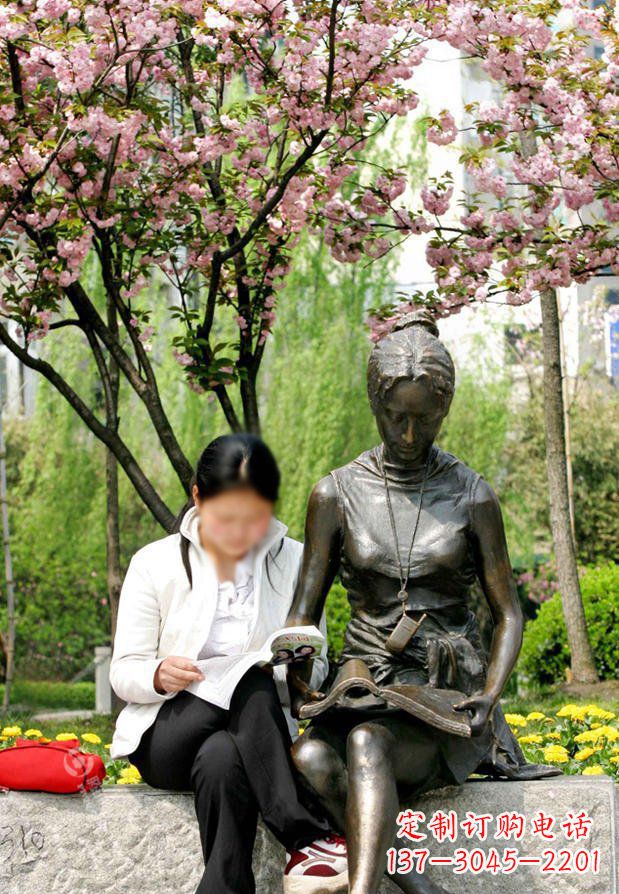 大连园林看书的女人人物景观铜雕