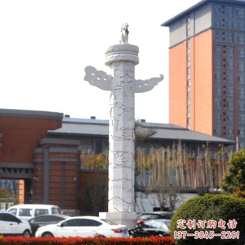 大连中国传统华表柱