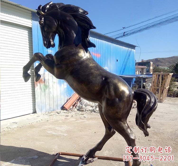 大连铸铜立马