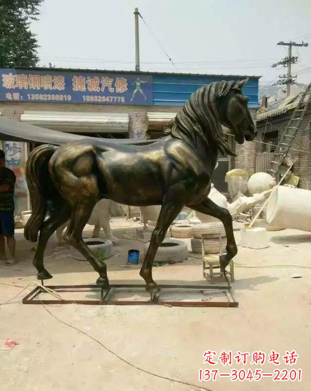 大连铸铜马雕塑